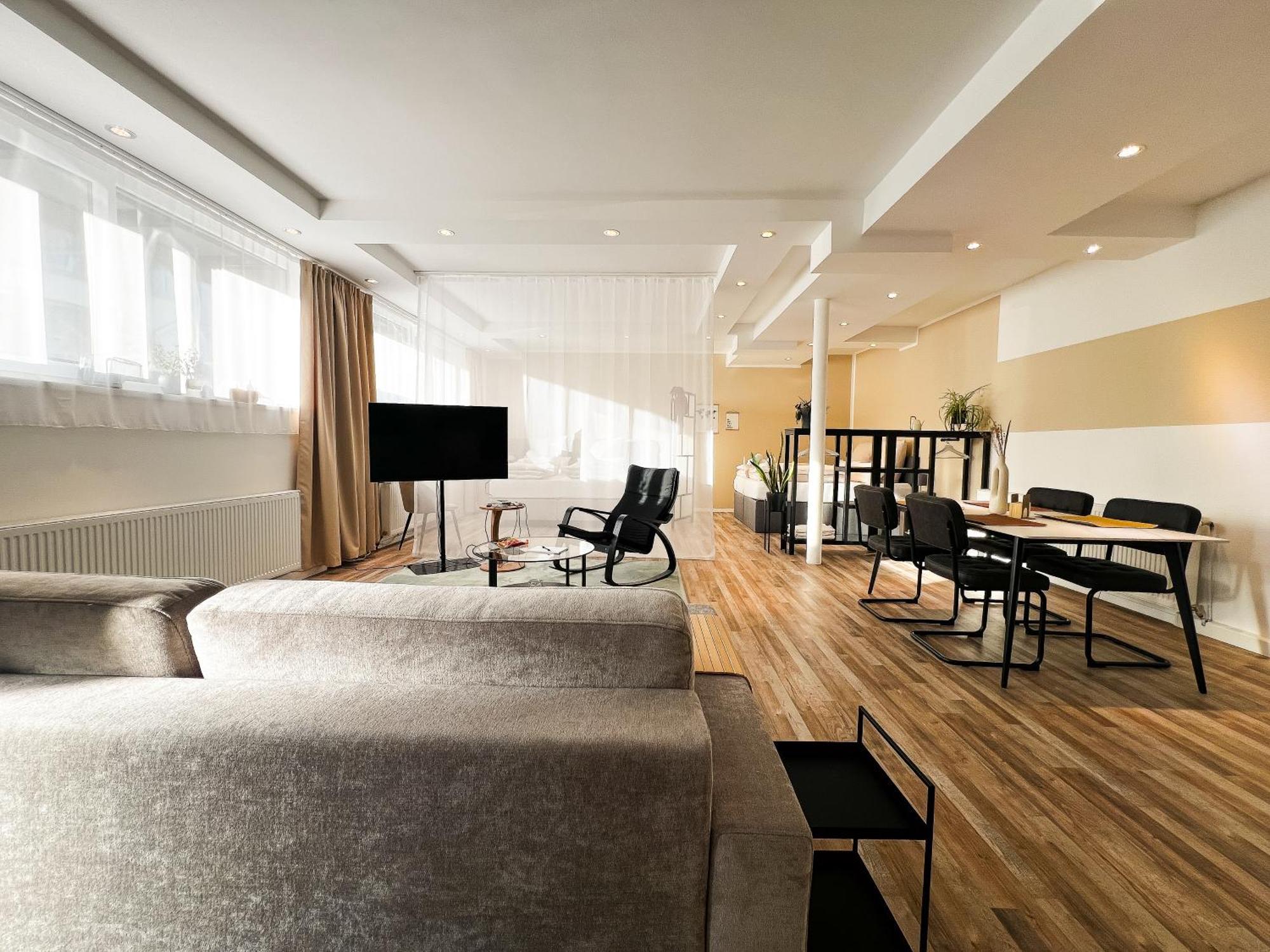 Qonroom - As Individual As You - Minden Kaiserstrasse Номер фото
