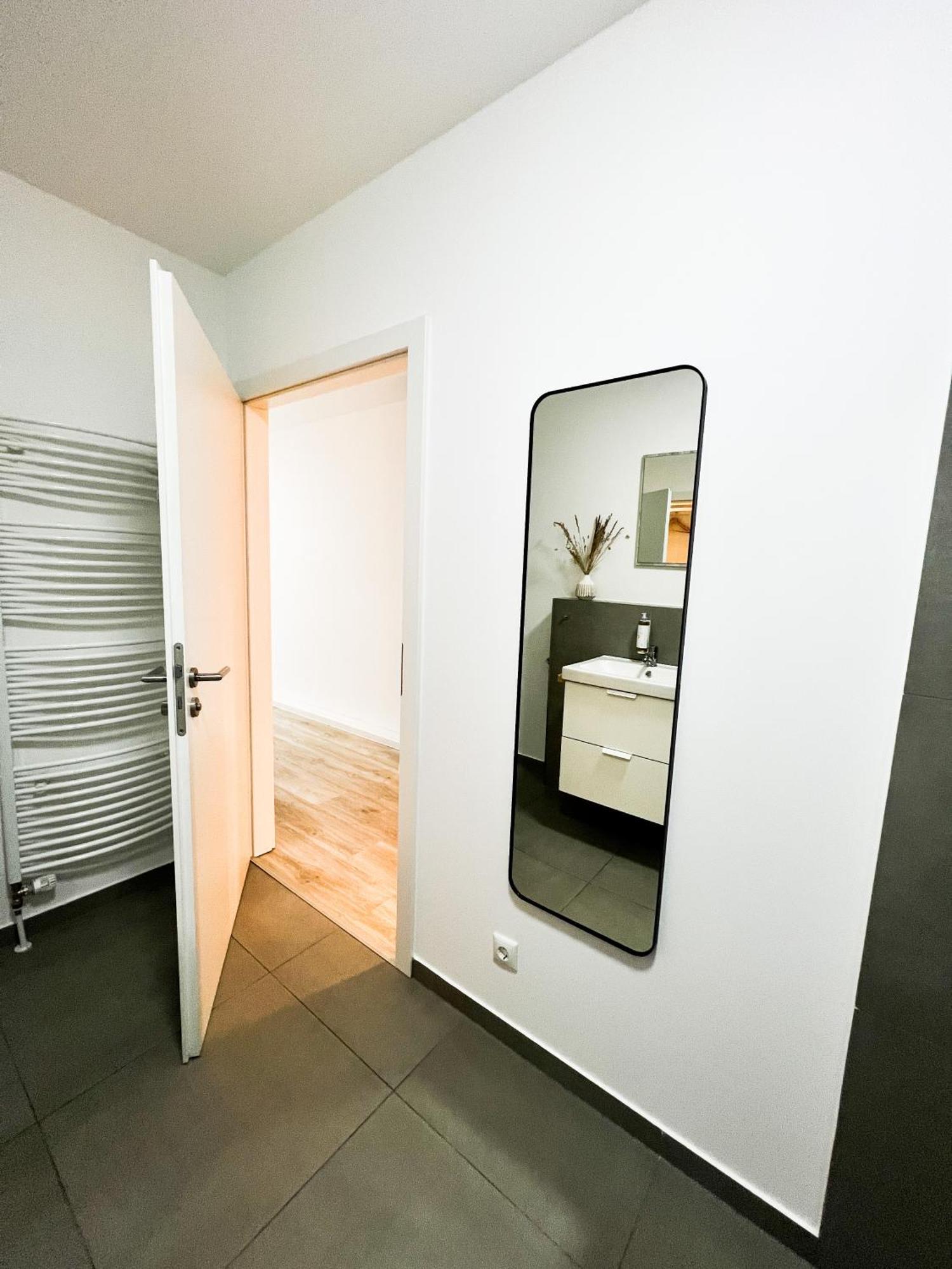 Qonroom - As Individual As You - Minden Kaiserstrasse Номер фото