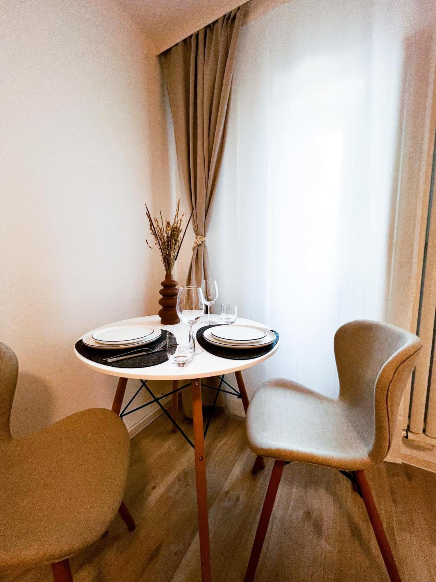 Qonroom - As Individual As You - Minden Kaiserstrasse Номер фото